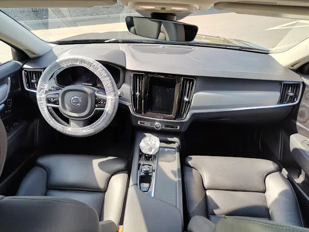 Volvo V90 Cross Country B5 Benzin MHD Plus AWD Geartronic