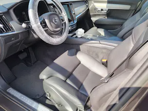 Volvo V90 Cross Country B5 Benzin MHD Plus AWD Geartronic