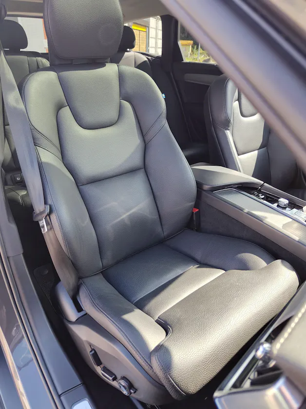 Volvo V90 Cross Country B5 Benzin MHD Plus AWD Geartronic