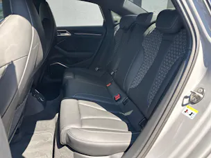 Audi RS3 Limousine 2.5 TSI quattro S-tronic