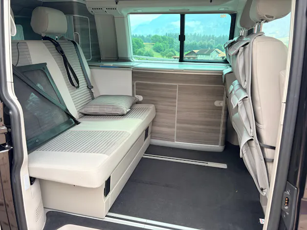 VW T6 California 3000 2.0 TDI 204 Ocean 4m
