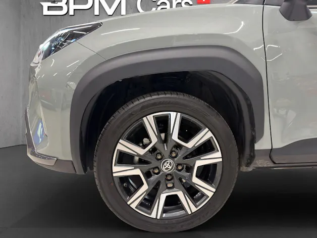 Toyota Yaris Cross 1.5 VVT-i HSD Premiere Edition AWD-i