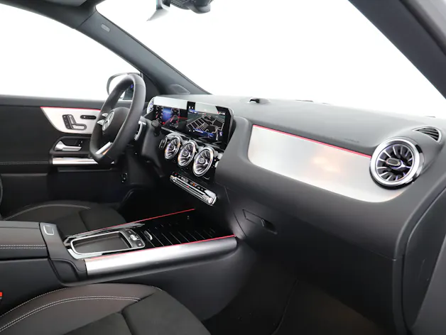 Mercedes-Benz GLA 200 Night Star 7G-D