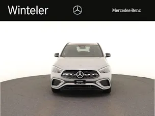MERCEDES-BENZ GLA 200 Night Star 7G-D