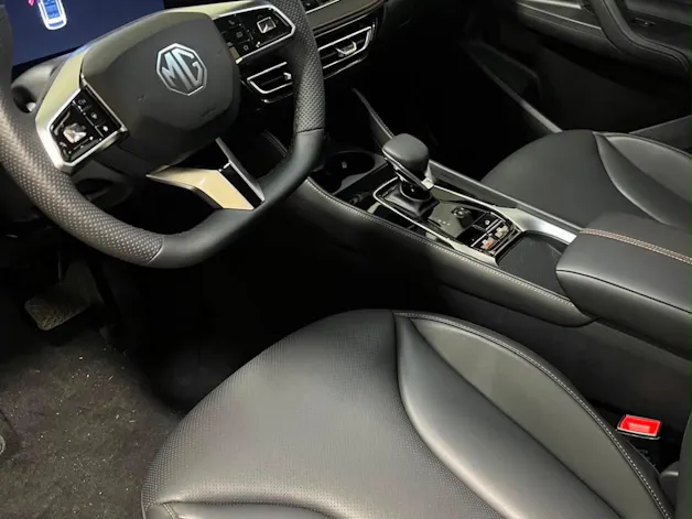 MG HS 1.5 HEV Luxury