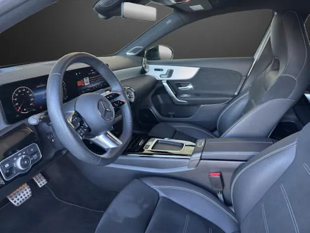 Mercedes-Benz A 250 e 8G-DCT