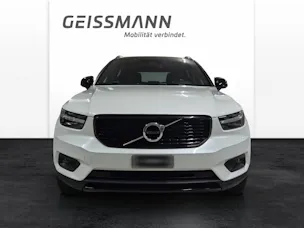 VOLVO XC40 2.0 D4 R-Design AWD