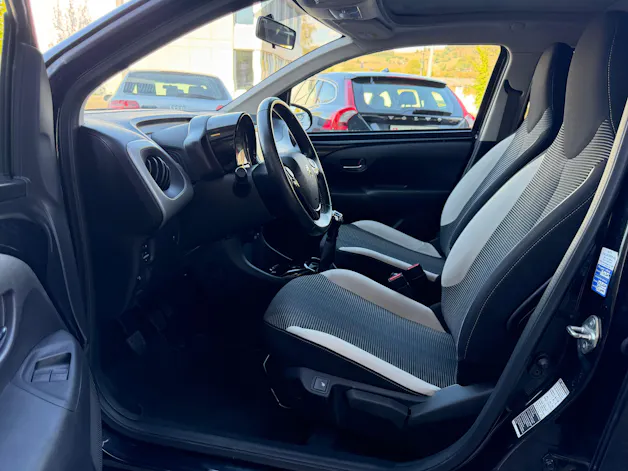 Peugeot 108 1.2 VTi Allure Top