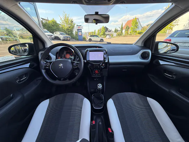 Peugeot 108 1.2 VTi Allure Top