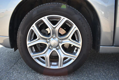 MITSUBISHI OUTLANDER 13