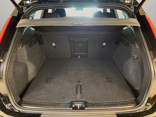 Volvo XC40 2.0 B4 MH Plus Dark