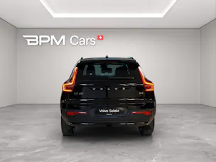 Volvo XC40 2.0 B4 MH Plus Dark