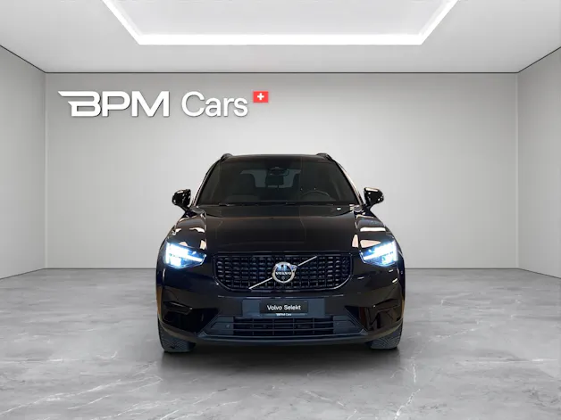 Volvo XC40 2.0 B4 MH Plus Dark
