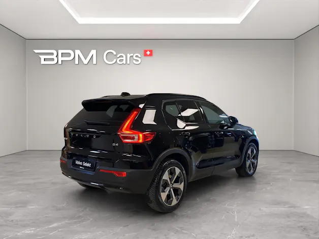 Volvo XC40 2.0 B4 MH Plus Dark