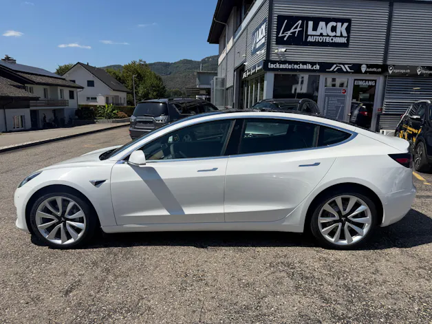 Tesla Model 3 Long Range Dual Motor AWD