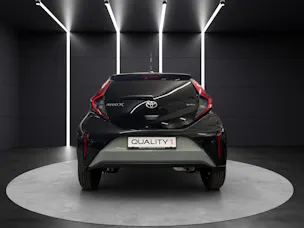 Toyota Aygo X 1.5 VVT-i HSD Trend
