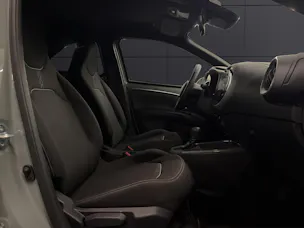Toyota Aygo X 1.5 VVT-i HSD Trend
