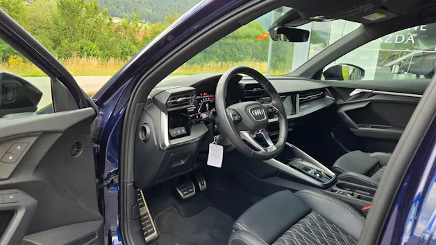Audi S3 Sportback 2.0 TFSI quattro S-tronic