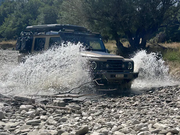 INEOS Grenadier Utility Wagon 3.0 Twin Turbo Diesel by capricorntrucks.ch