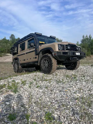 INEOS Grenadier Utility Wagon 3.0 Twin Turbo Diesel by capricorntrucks.ch