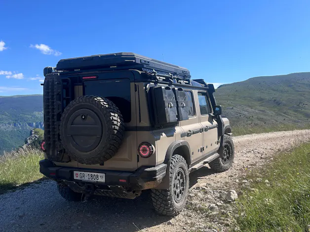INEOS Grenadier Utility Wagon 3.0 Twin Turbo Diesel by capricorntrucks.ch