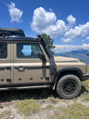 INEOS Grenadier Utility Wagon 3.0 Twin Turbo Diesel by capricorntrucks.ch
