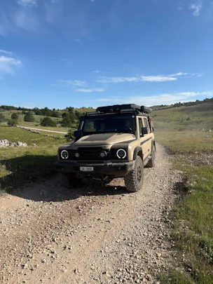 INEOS Grenadier Utility Wagon 3.0 Twin Turbo Diesel by capricorntrucks.ch