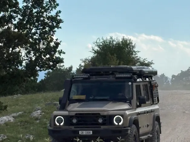INEOS Grenadier Utility Wagon 3.0 Twin Turbo Diesel by capricorntrucks.ch