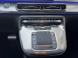 MERCEDES-BENZ V 300 d lang 4Matic Swiss Edition 9G-Tronic