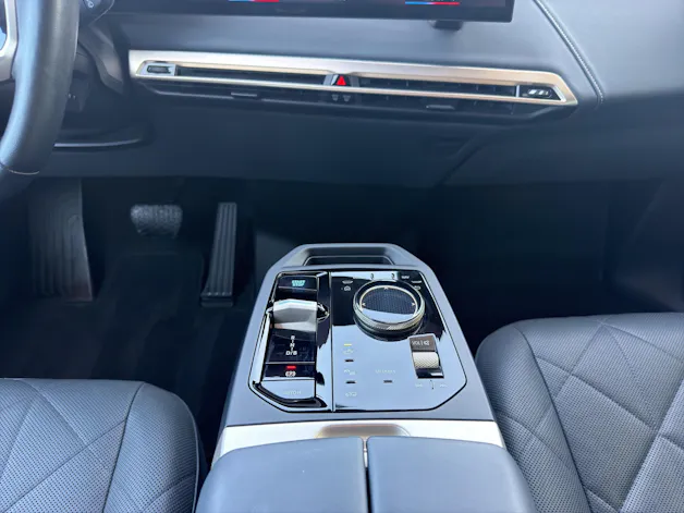 BMW iX xDrive40