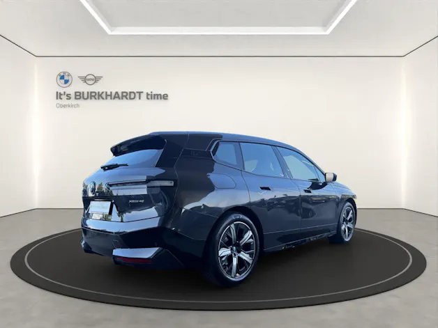 BMW iX xDrive40