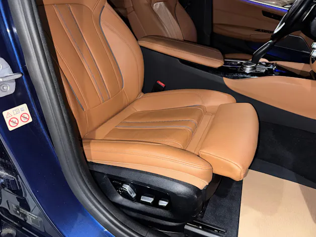 BMW 530d xDrive Luxury Line Steptronic | 1.Hand | CH |