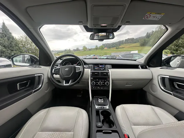 Land Rover Discovery Sport 2.0 TD4 HSE Luxury AT9