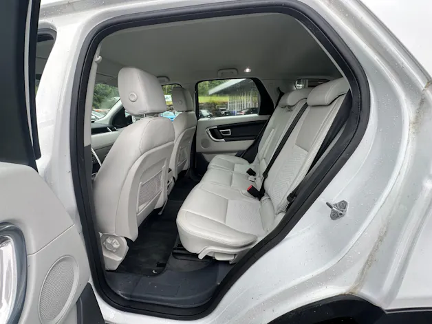 Land Rover Discovery Sport 2.0 TD4 HSE Luxury AT9