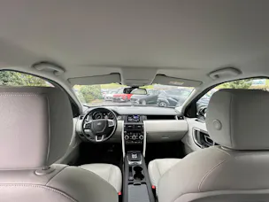 Land Rover Discovery Sport 2.0 TD4 HSE Luxury AT9