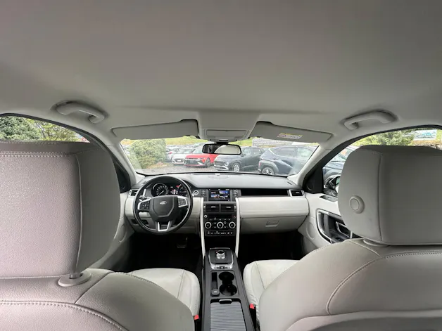 Land Rover Discovery Sport 2.0 TD4 HSE Luxury AT9