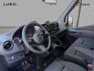 MERCEDES-BENZ Sprinter 317 CDI S Pro 9G-TRONIC