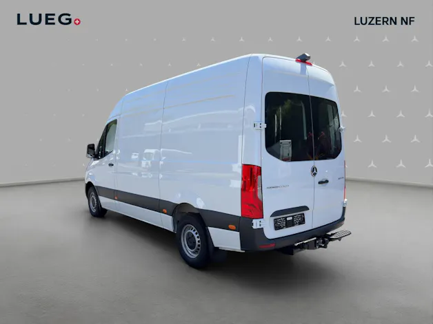 Mercedes-Benz Sprinter 317 CDI S Pro 9G-TRONIC