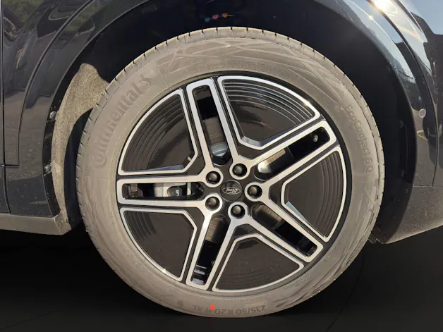Ford Capri Extended Range Premium AWD