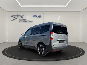 FORD E-Tourneo Courier Titanium