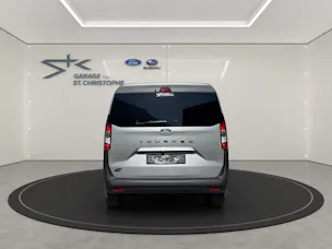 FORD E-Tourneo Courier Titanium