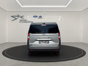 FORD E-Tourneo Courier Titanium