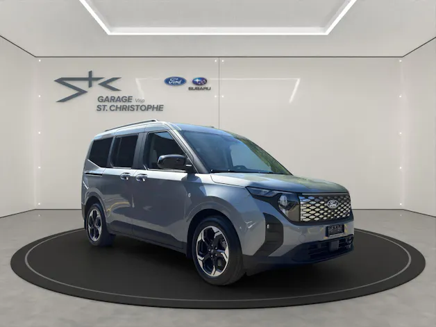 Ford E-Tourneo Courier Titanium