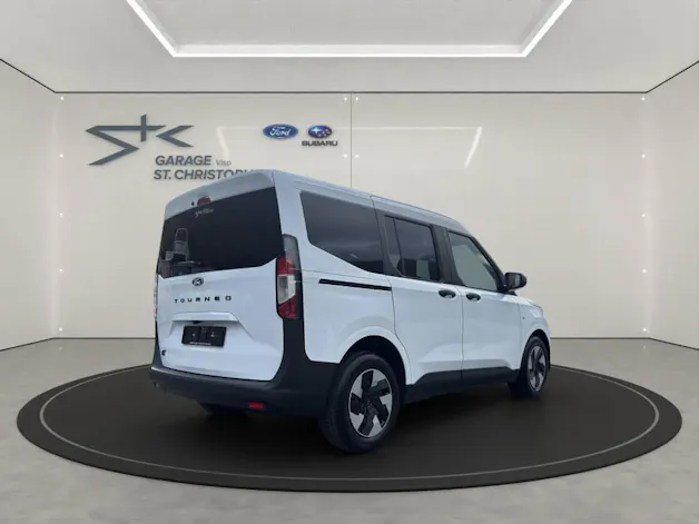 Ford E-Tourneo Courier Trend