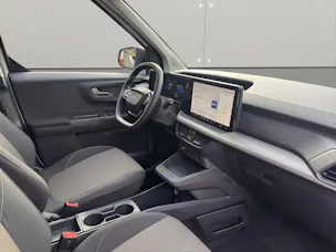 FORD E-Tourneo Courier Trend
