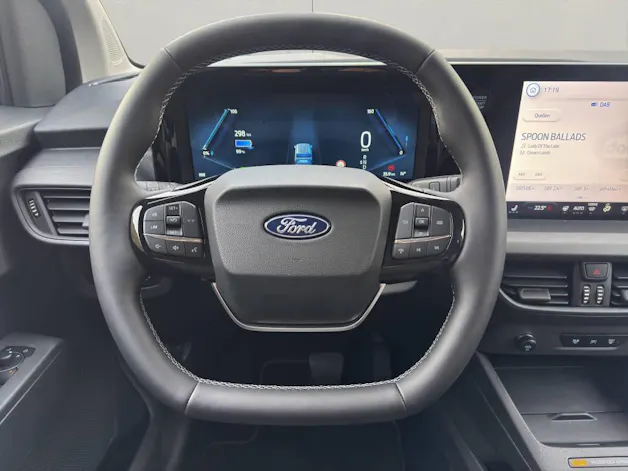 Ford E-Tourneo Courier Trend