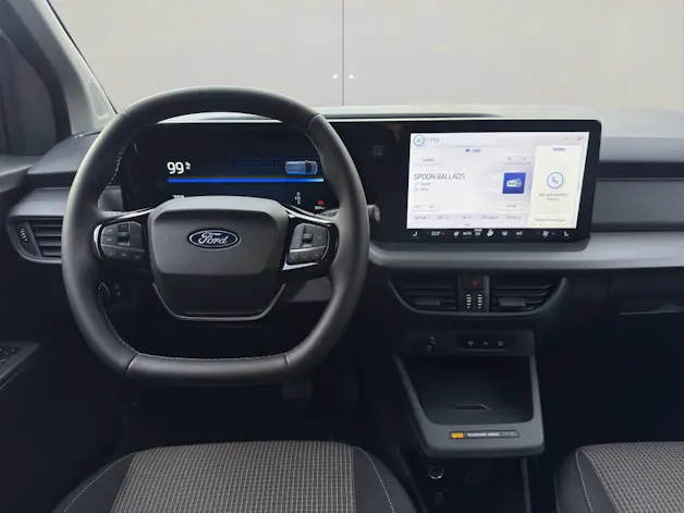 Ford E-Tourneo Courier Trend