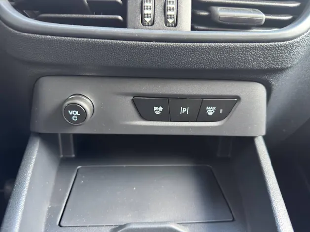 Ford E-Tourneo Courier Trend