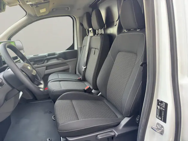 Ford E-Transit C Van 320 L1 Trend