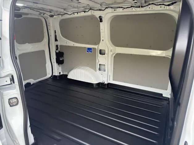 Ford E-Transit C Van 320 L1 Trend